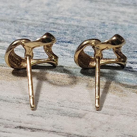 14k Small Heart Earrings. - Picture 3 of 14